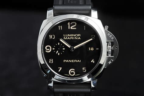 panerai 359 strap size|panerai watch strap size.